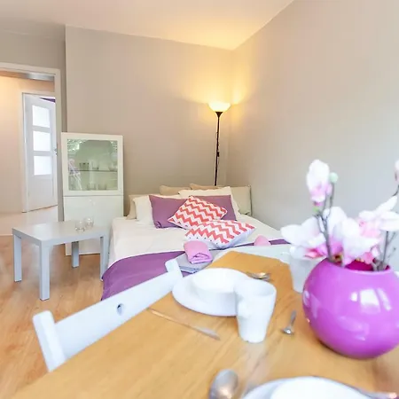 Apartament Violet Apartment